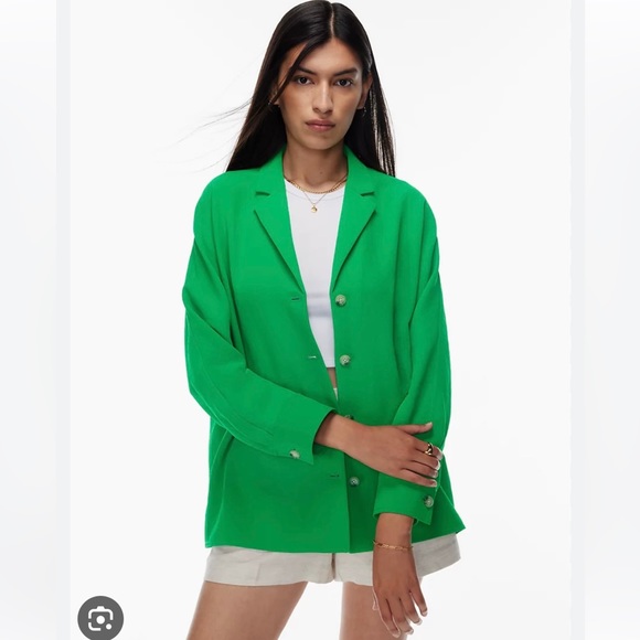 Aritzia Wilfred’s Freeform over shirt in green - Picture 2 of 2